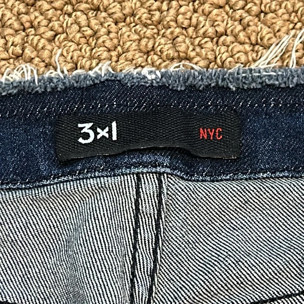 3X1 Raw Edge Shelter Slim Jeans in Tin Coo size 24 Distressed Straight Leg